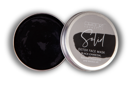 Masque de visage detox au charbon actif